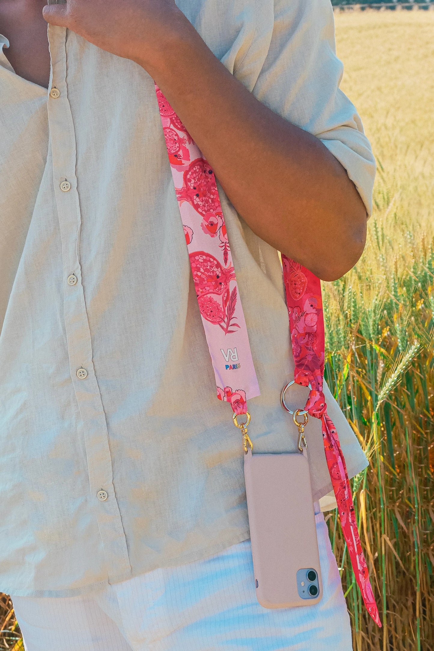 Bandoulière de téléphone réversible"Le citron caviar"