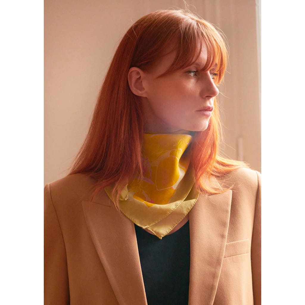 Foulard carré 65cm en coton soie Virginie Riou« Le bandana le citronnier »