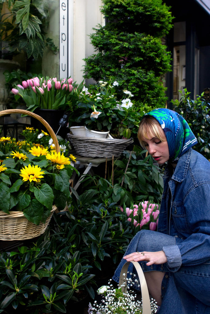 Carré en soie, 65, Le bandana, bleu marine