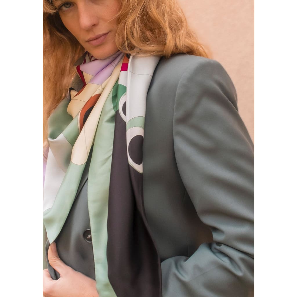 Grand foulard triangle, étole, la fleur de lune, vert et mauve